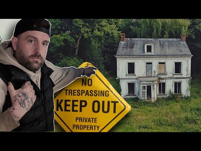 Exploring ABANDONED HOUSE That's Frozen In Time! She Left Everything Behind!