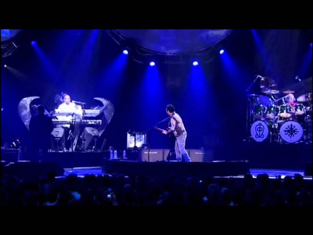 Toto - Bottom of Your Soul (Live in Paris 2007)