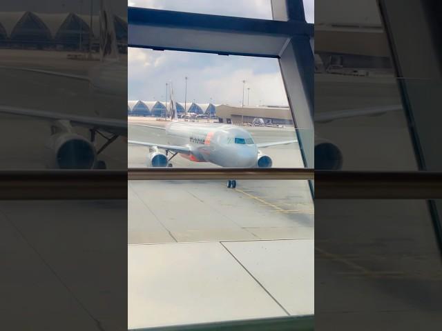 From THAI Temples to SINGAPORE Skies ️ | New Country, New Chapter ️  | 21st April, 2025