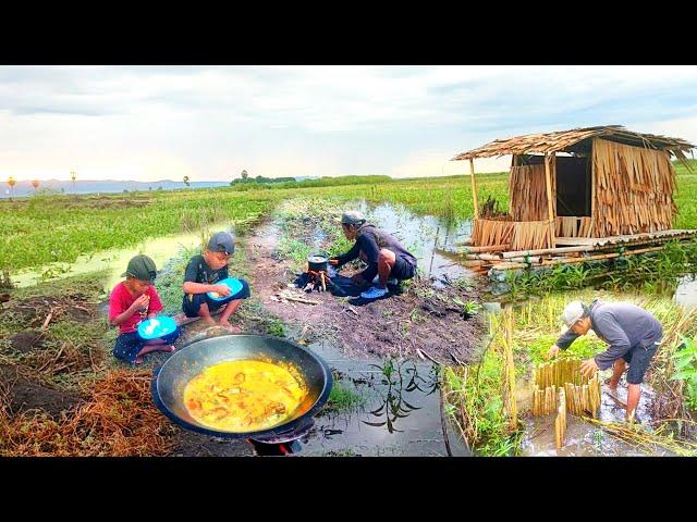 2 HARI BERPETUALANG MEMBUAT PERANGKAP IKAN MENGINAP DI RUMAH APUNG