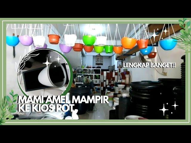 Mami Amel Mampir ke kios Pot