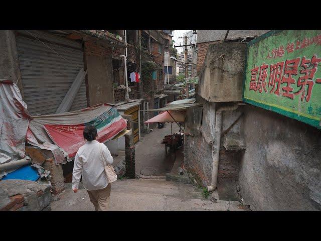 China's Urban Village Walk. Life in the old neighborhoods. Yunyan Village(云岩村), Guiyang City・4K