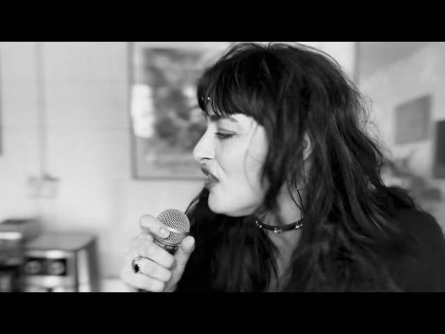 Dani Sylvia - She Swam Higher (live from Willow Studios)