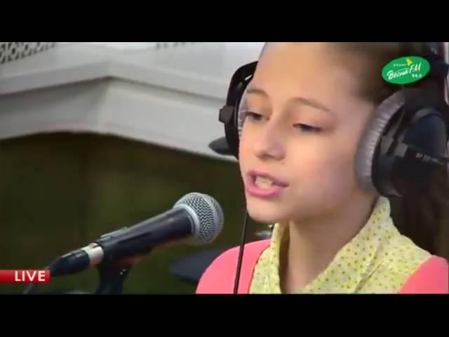 13 летняя девочка перепела певицу Iowa 'Улыбайся' cover