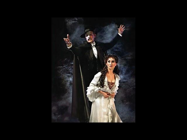 Anthony Crivello, Elizabeth Loyacano - Phantom of The Opera - Title Song - 2006