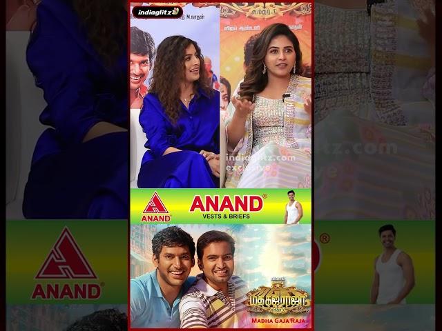 Santhanam Comedy யாருக்கு தாங்க புடிக்காது..Anjali X Varalaxmi   Fun Interview | Madhagaraja #shorts