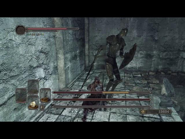 Dark Souls 2 destroying the ruin sentinels (second no bonfire no death run)