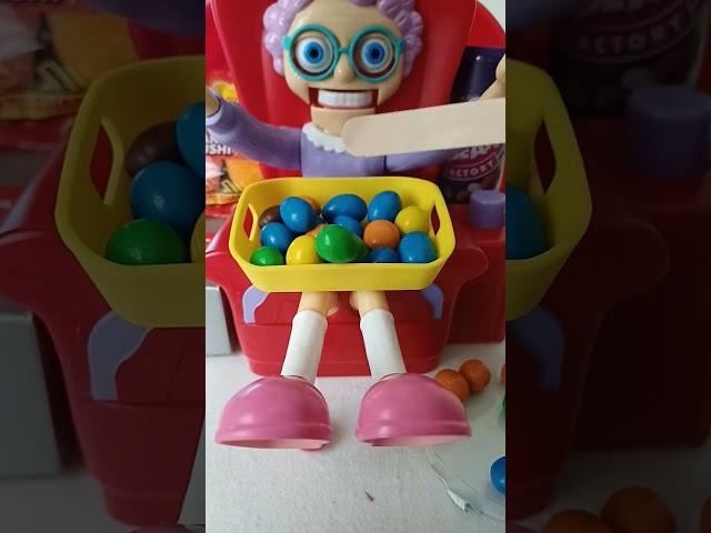 POP IT my GREEDY GRANNY #viral #toy #candy #shorts 