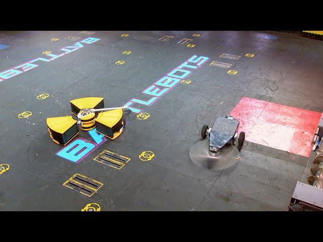 Tombstone vs. Radioactive - BattleBots