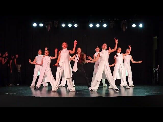 Hip hop "The Queen's Gambit " Dancers Elite and L.i.k.e. groups, choreography by Lana Borisova