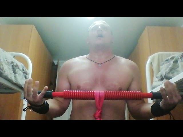 Алексей закрывает за края новый Haoying Red 120kg на пять раз