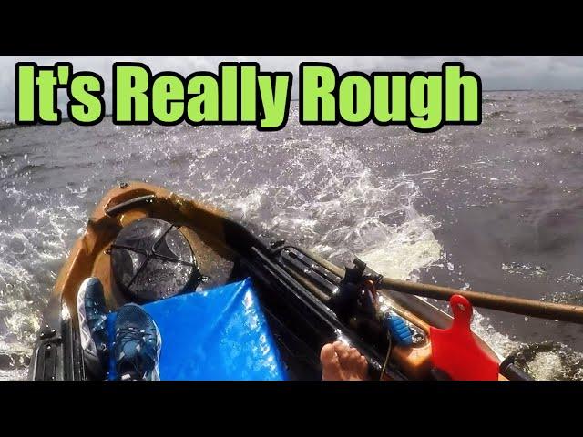 106 Sportsman In Rough Water, Old Town Kayak Powered By Minn Kota In Big Waves