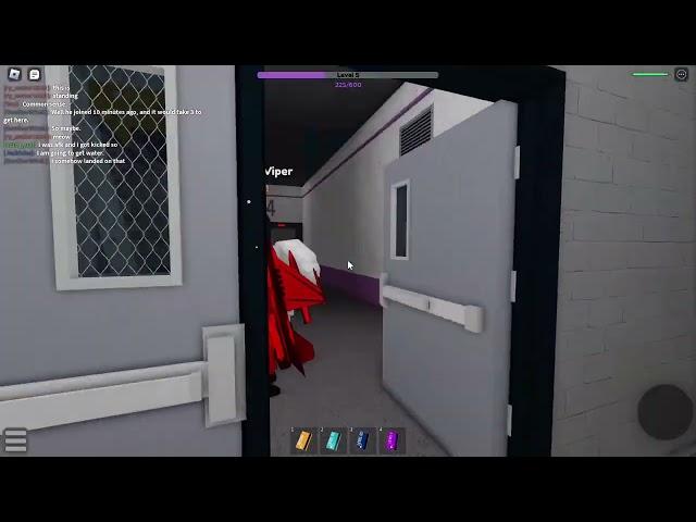 Roblox ESCAPE How to find the Level 1 Keycard