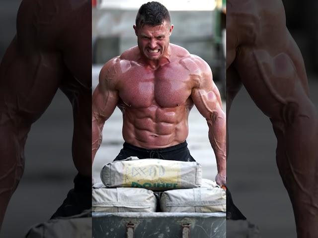 BODYBUILDER VS. VILLAGER