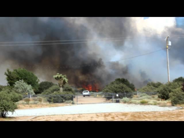 Brush fire Southern California.MOV