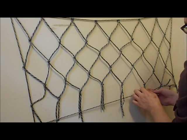 DIY: How to make the easiest net using paracord or any other cordage.