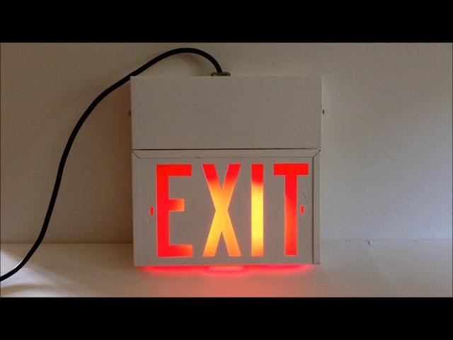 Cooper Lighting Sure-Lites UN-1-SRW Exit Sign Overview/Test