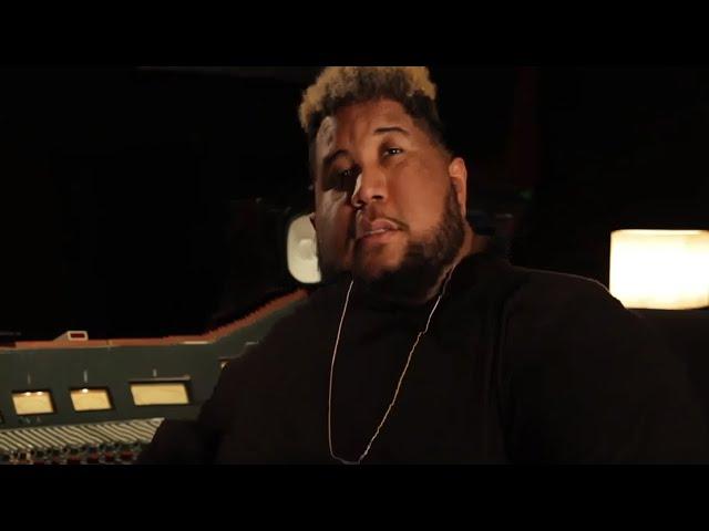 carnage pretends he knows how to make a beat