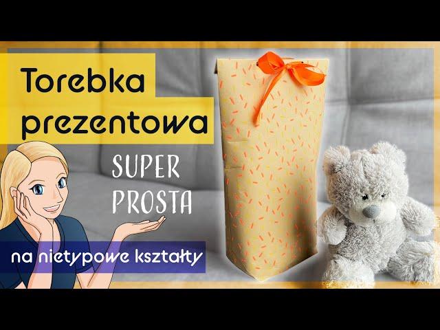 Jak zapakować prezent o NIETYPOWYM kształcie? Torebka prezentowa papierowa krok po kroku.