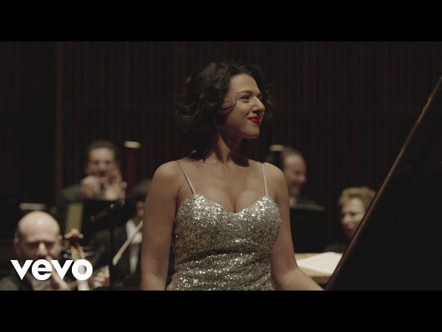 Khatia Buniatishvili - Beethoven: Concerto No. 1 in C Major, Op. 15: III. Rondo