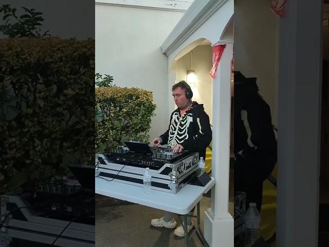 DJ in USA church | DJ в церкви США