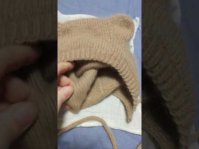 Чепчик с ушками из пуха норки двойной, в 2 нити, 50гр.