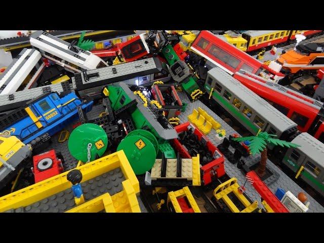 Lego train crash with 13 Lego trains with Metroliner, Horizon Express, 60051, 60052