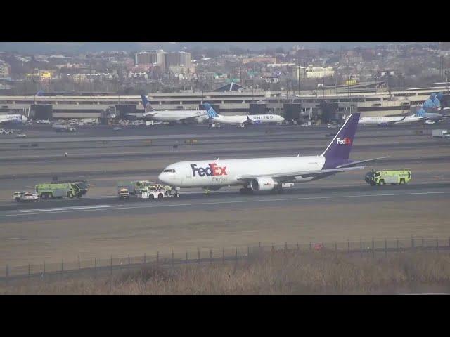 FedEx cargo plane makes emergency landing