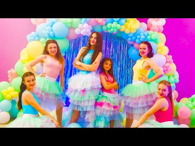 Aurora e Ludovica - UNICORNI DANCE (Videoclip Ufficiale)