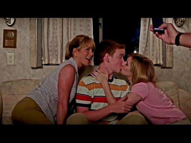 Rose and Casey teach Kenny to kiss - We're the Millers (2013) - MOVIE CLIP