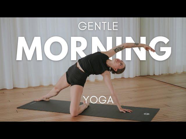 New 15-Minute Morning Yoga: Gentle Full Body Stretch for a happy start into the day