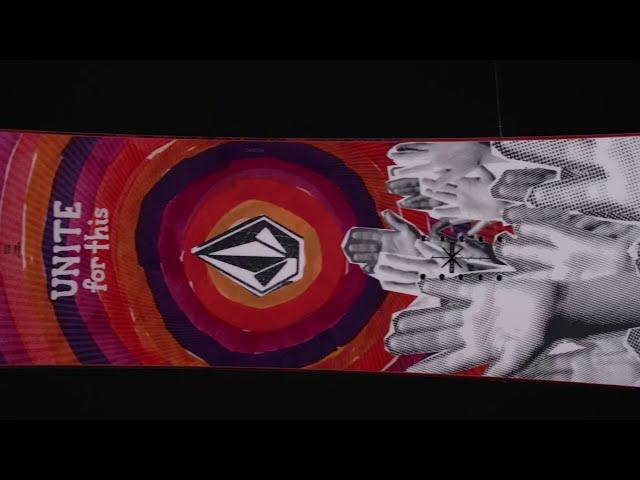 Nitro Snowboards 2023 Beauty X Volcom Snowboard