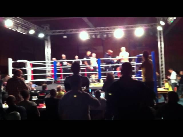 Barry van Dam.. Winaar!! Kickboxgala Nov2011