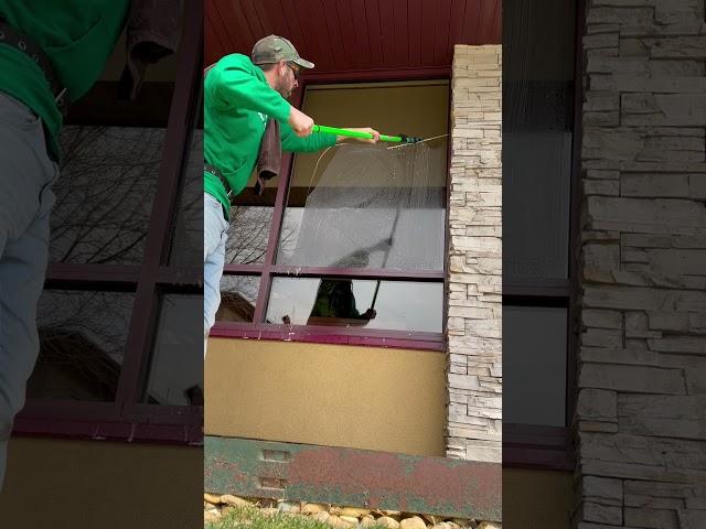 Xero trad with The Ultimate Squeegee! #oddlysatisfying #windowcleaning #wcr