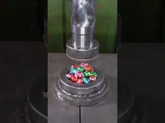 Candy vs. 150 ton hydraulic press 🫣 #hydraulicpress #crushing #satisfying #viral