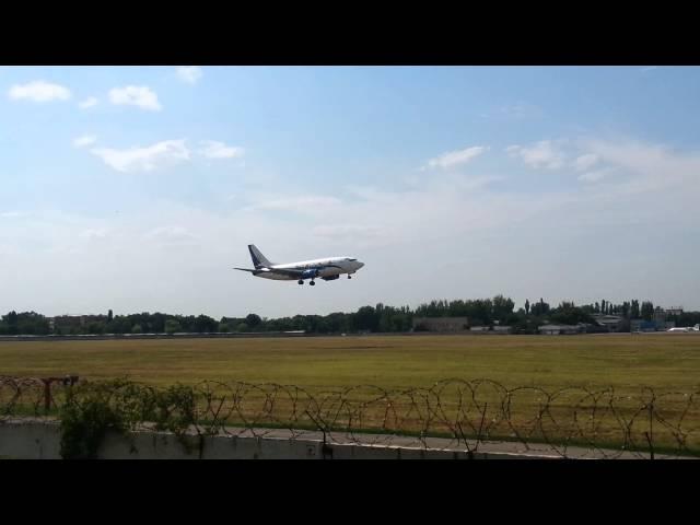 SCAT Airlines B737 Landing at Almaty Intl.