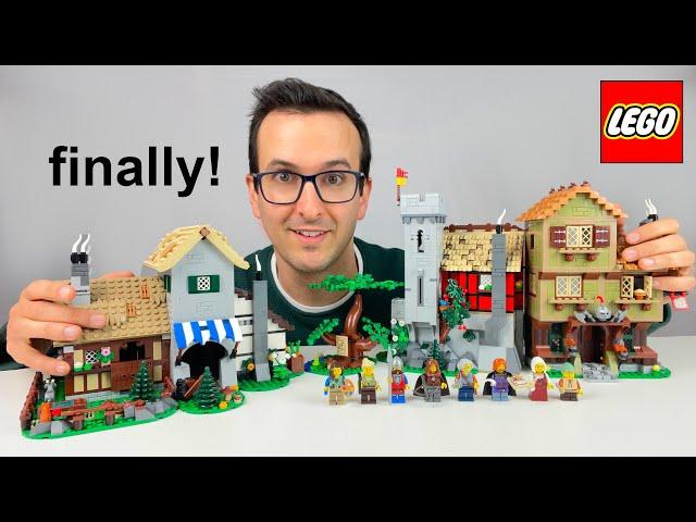 LEGO Medieval Town Square (REVIEW)