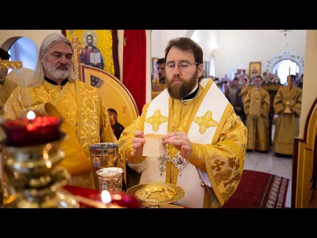 Митрополит Игнатий совершил Божественную литургию в новоосвященном храме святой блаженной Ксении