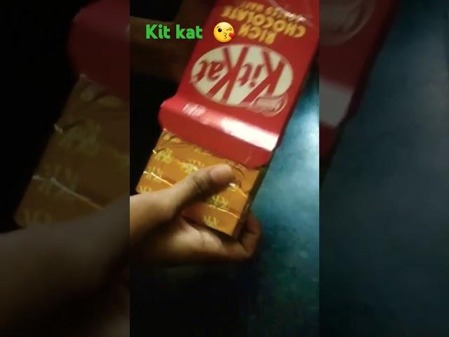 Kit kat lovers ellarom oru like podunga ️ 