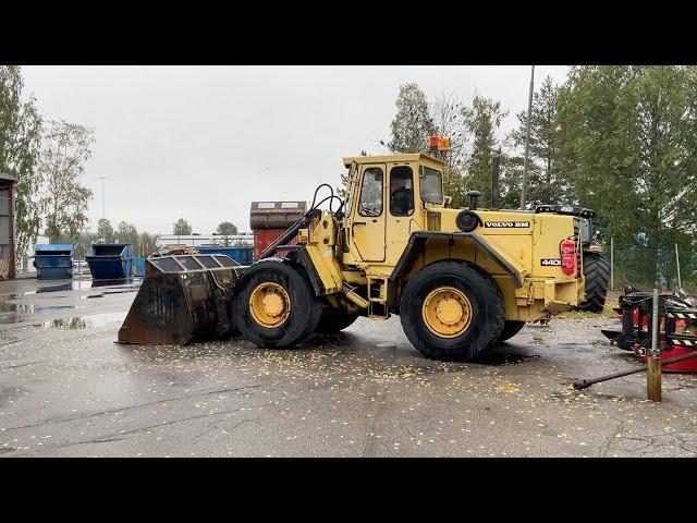 Köp Hjullastare Volvo BM 4400 på Klaravik