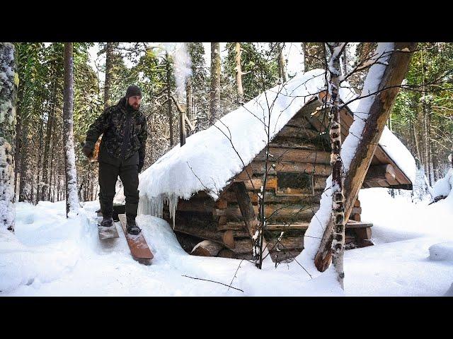 РЫБАЛКА С НОЧЁВКОЙ В ИЗБЕ НА МАЛЕНЬКОЙ ТАЁЖНОЙ РЕЧКЕ.