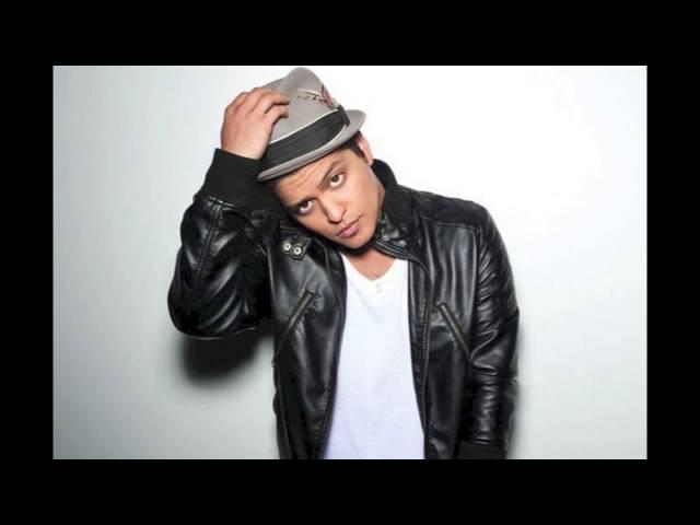 Locked Out Of Heaven by Bruno Mars (Instrumental)