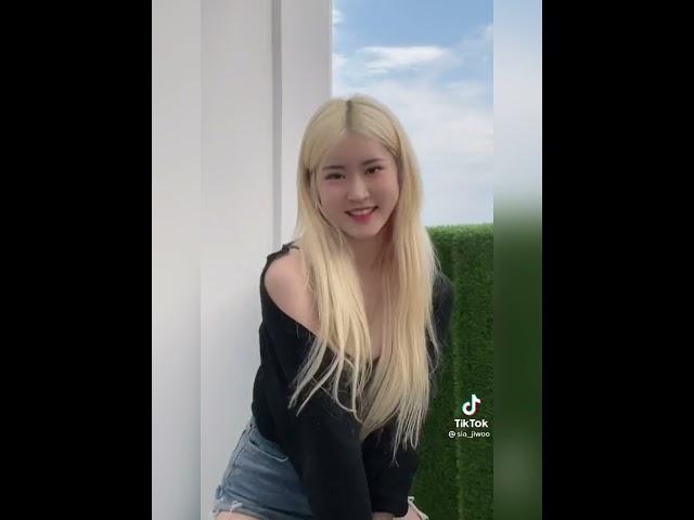 Dara TikTok @Sia Jiwoo