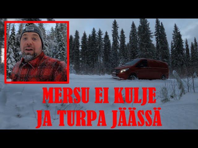 Vito ei kulje ja turpa jäässä. PUUHÄKKIEN SIIRTOA.