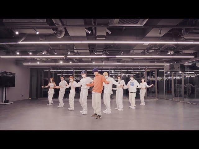 KAI 카이 'Peaches' Dance Practice