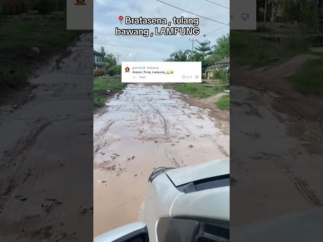 Jalan rusak Lampung kembali di-notice admin partai Gerindra nih, Sekelik! #lampunggeh