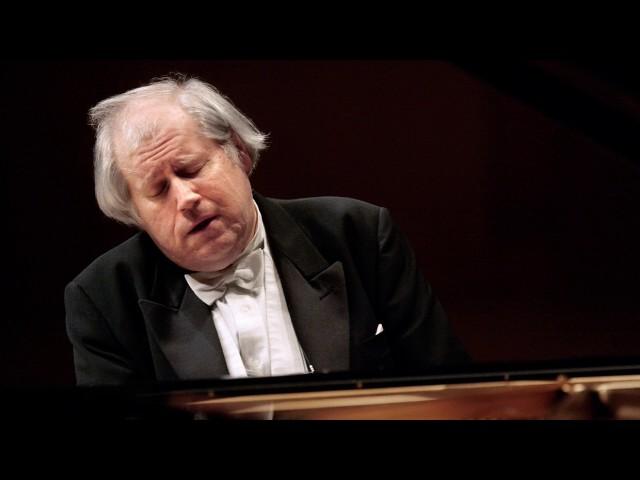 Grigory Sokolov plays Chopin - Piano Concerto No. 1 (1996)