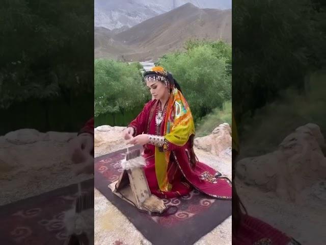 Turkmen traditions and traditional dresses