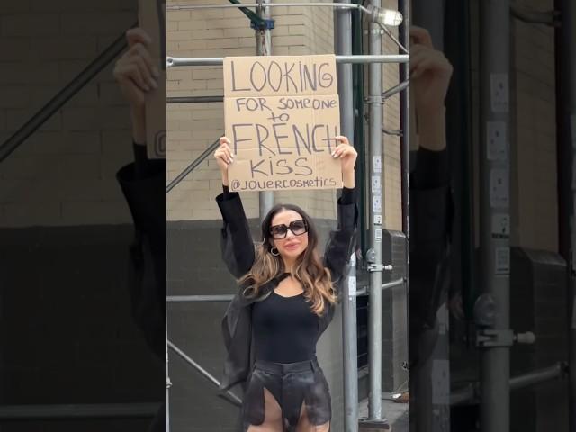 Send this to who you want to FRENCH KISS  #kiss #frenchkiss #newyork #girlwithsign