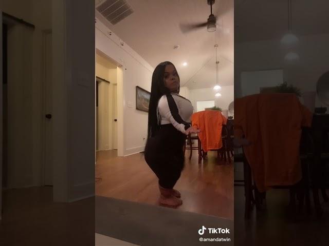 Amanda twin loves to dance 